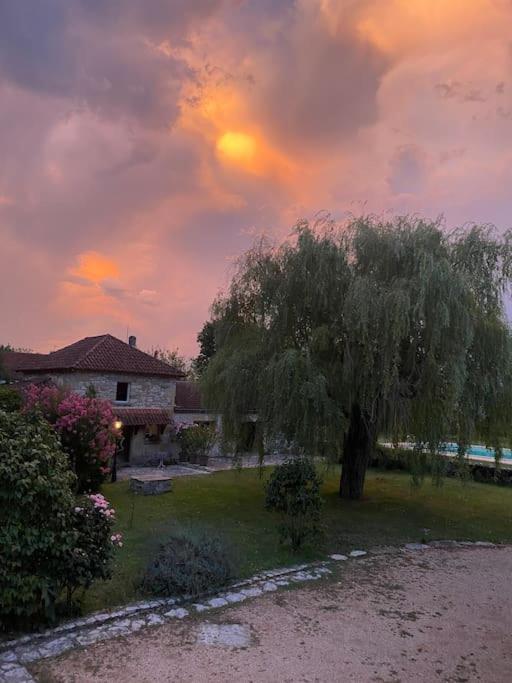 Vakantiehuis La Poire, Op Landgoed Aan De Dordogne Prudhomat ภายนอก รูปภาพ